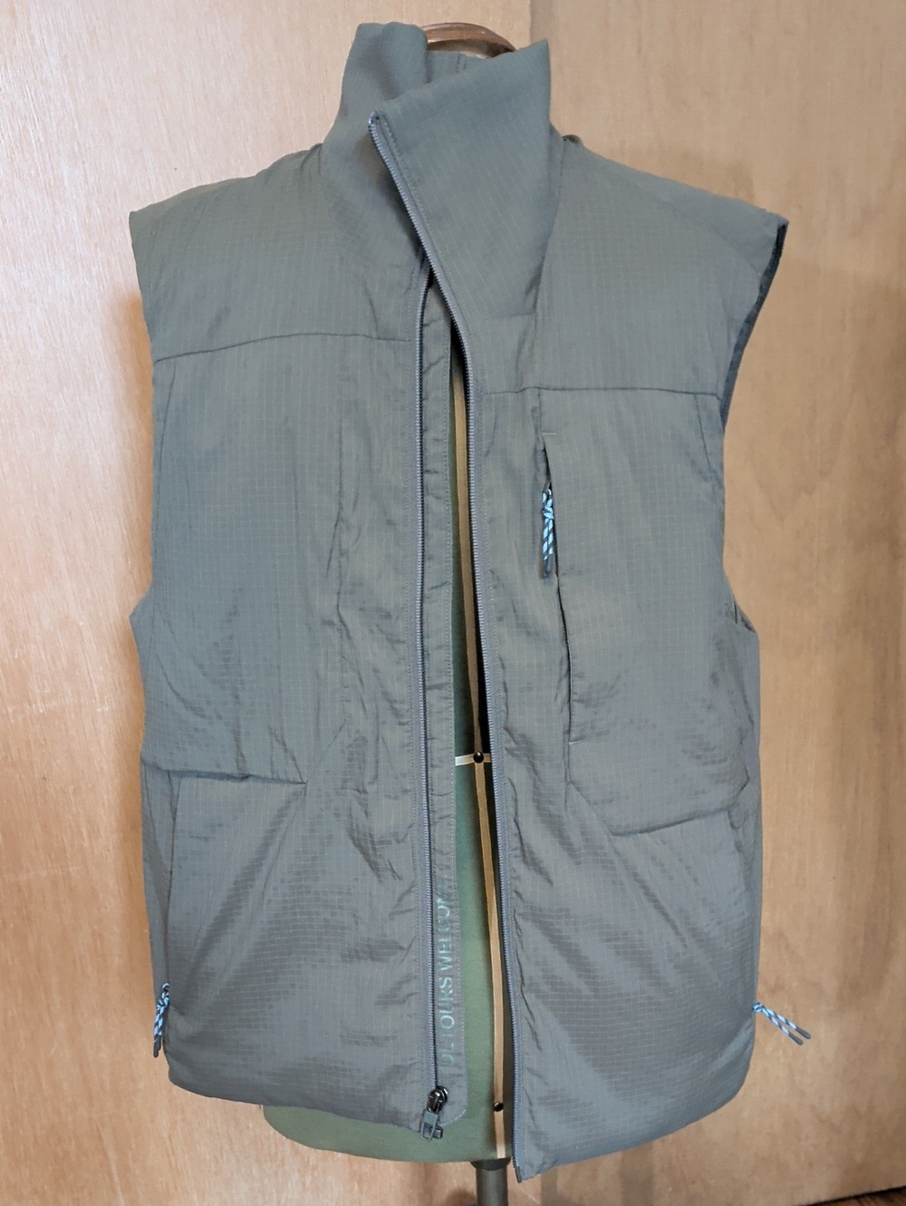 lululemon athletica Olive Quilted Utility Vest with Zip Pockets
